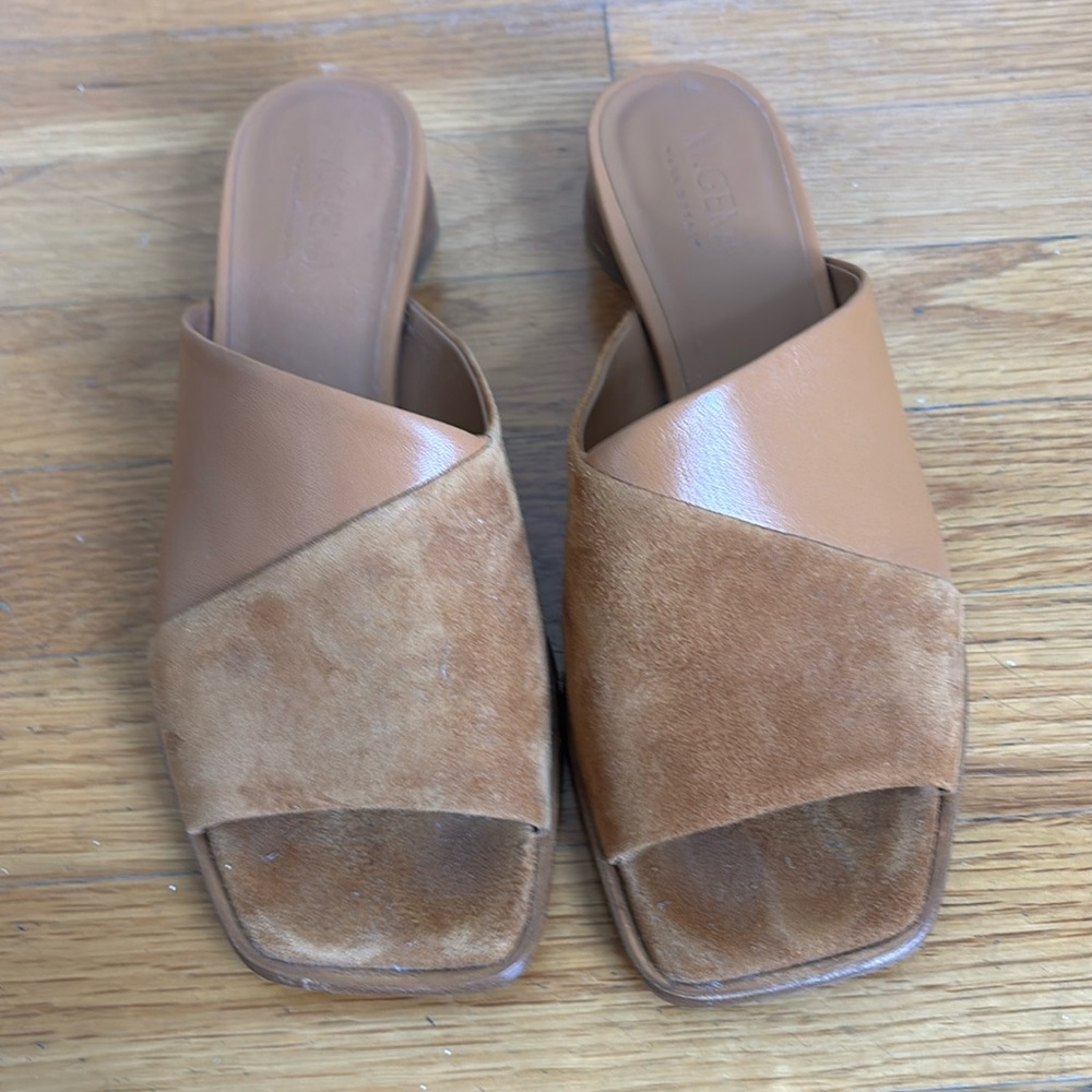 M Gemi Sandals